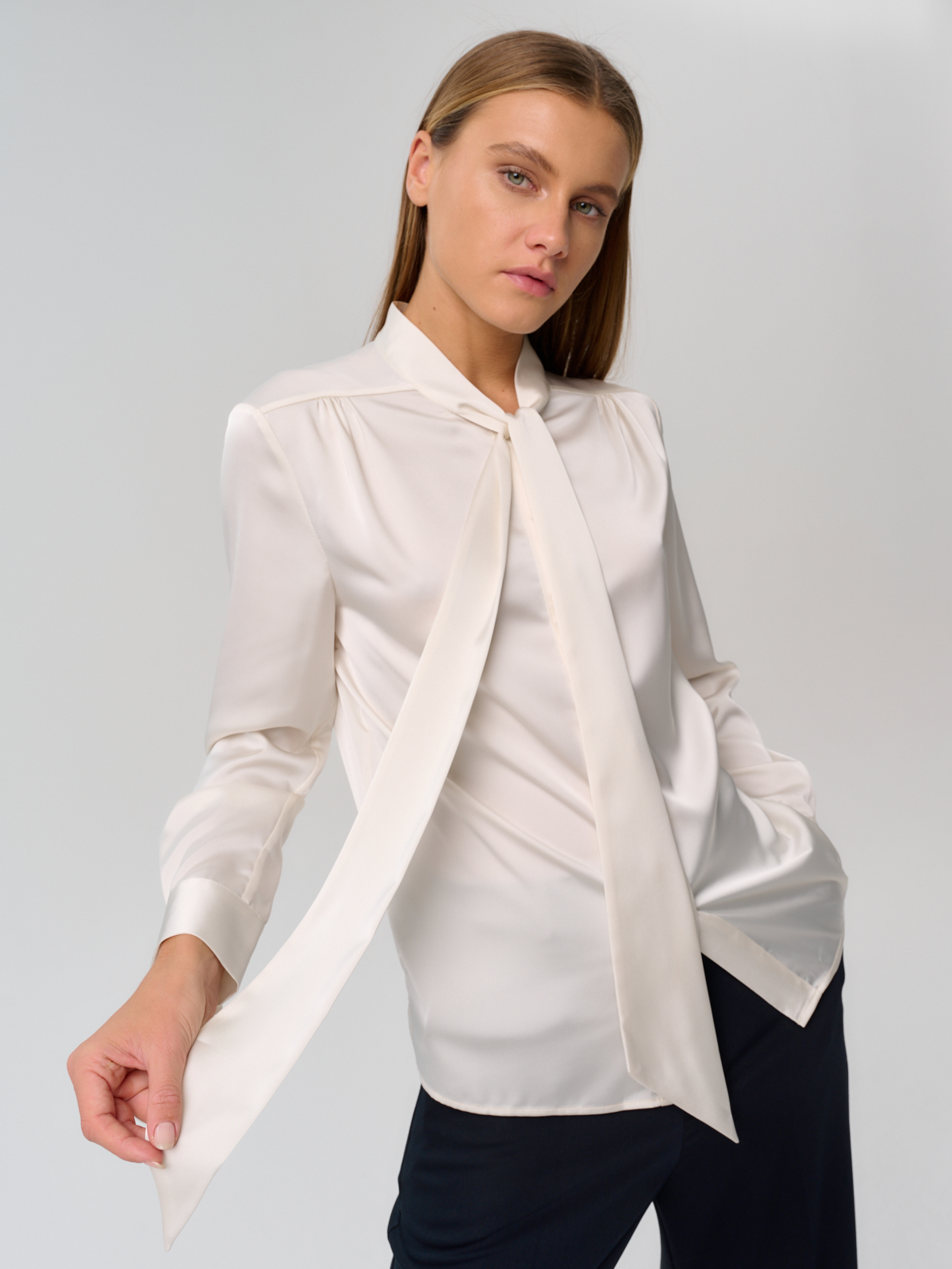 Блузка женская 12421-33042 white