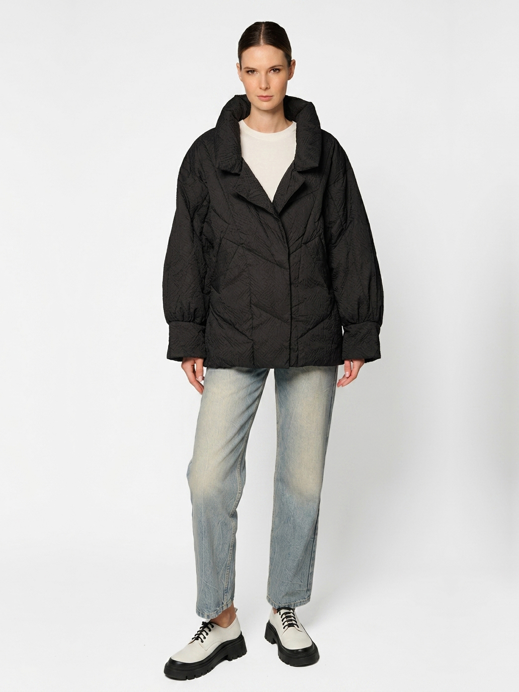 Куртка женская 12411-22032 black