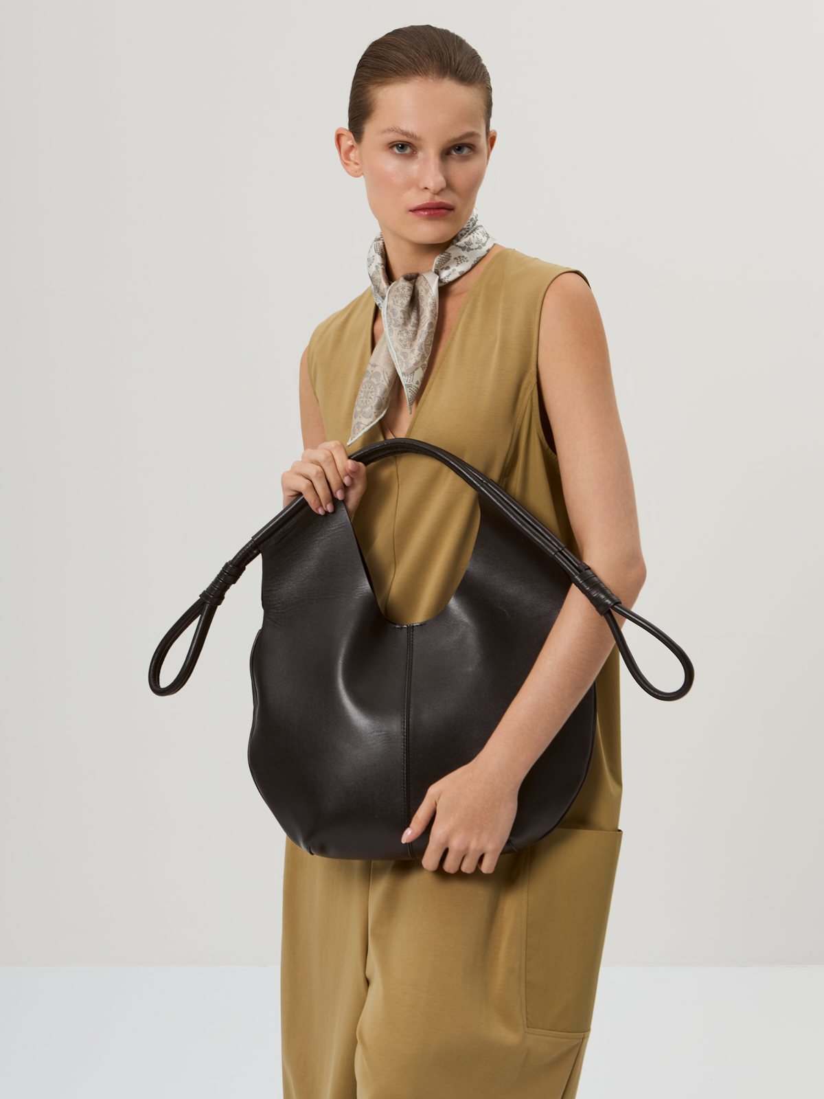 Платок жен. шелк 53х53 SS03-8477-22