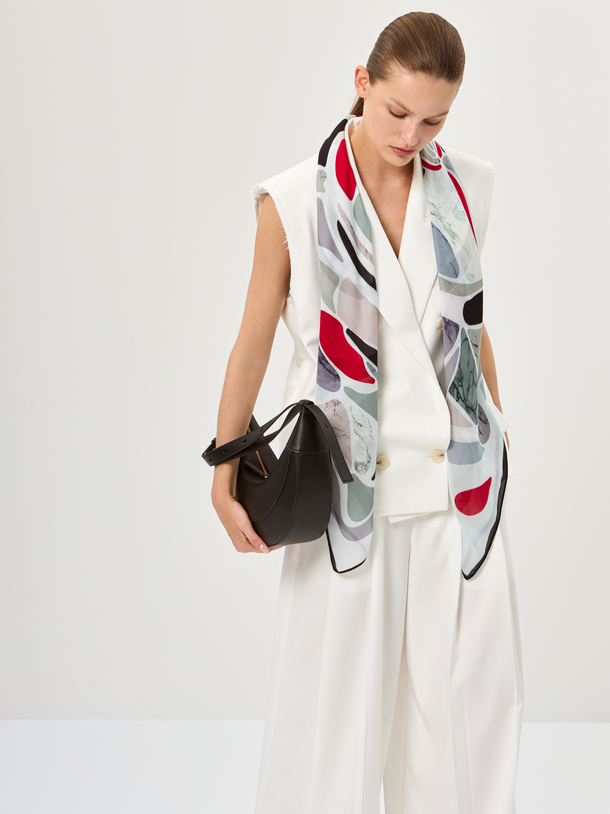 Платок жен. шелк+мод 110х110 E12-8460-19